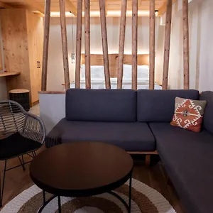 Apartment Theros By Agora Luxury In The Heart Of, Heraklion (Crete)
